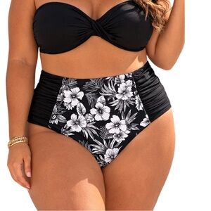 Time & Tru 1X High Waist Ruched Floral Bikini Bottoms Black White NWT